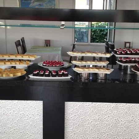 Ideal Beach Hotel-3