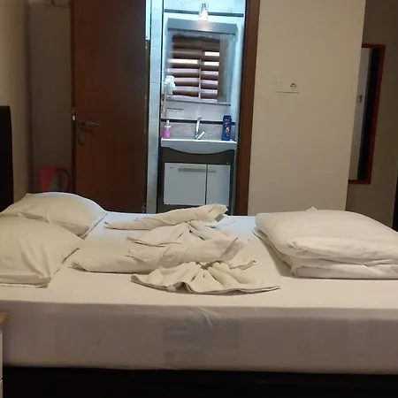 Hotel Kiwi-3