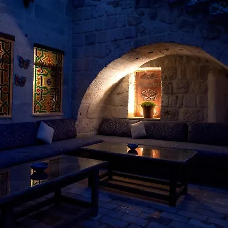 Sinasos Palace Cave Hotel-3
