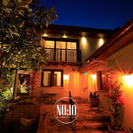 No 10 Hotel-3