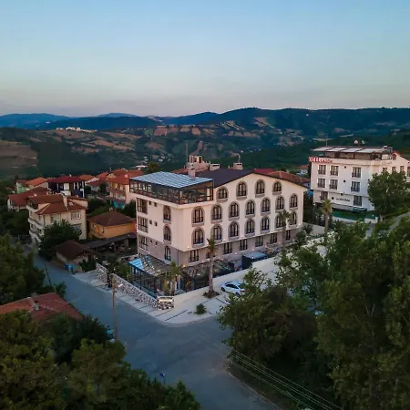 Lagun Palas-2