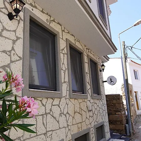 Achilles Otel-3
