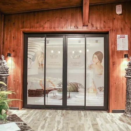 The Life Hotel & Spa-2