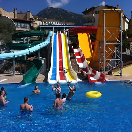 Gurol Hotel And Apartments-3