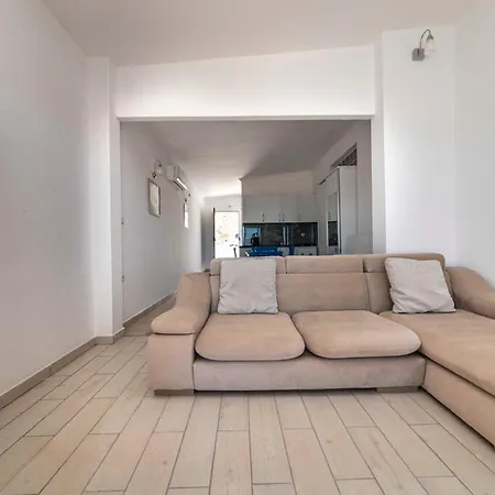 Cozy Studio House With Shared Terrace Near Sea In The Heart Of Bodrum-2
