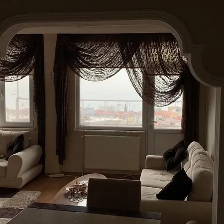 Fabulous Sea View & Luxury Apartment In The Center-3