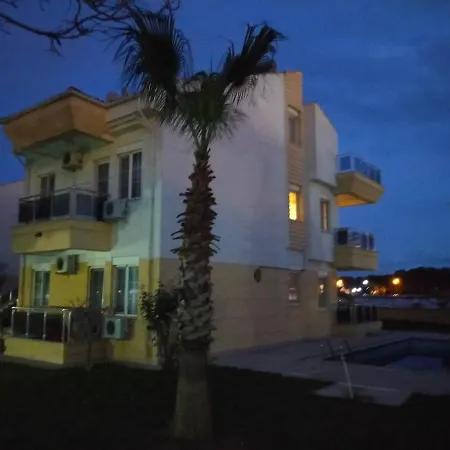 Sunset Apartments-3