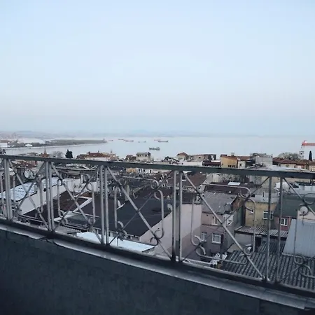 Fabulous Sea View & Luxury Apartment In The Center-2