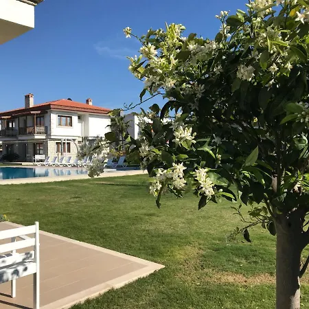Mara Bahce Alacati-3