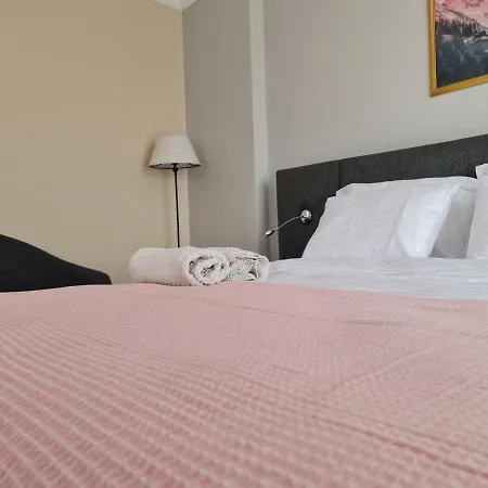 Smart Airport Hostel-3