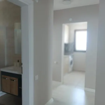 Dolphin Residences Jardin 2-3