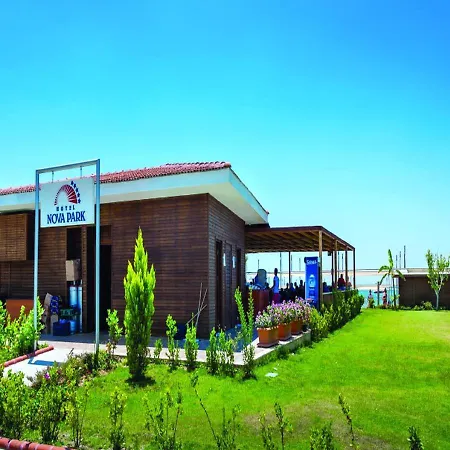 Nova Park Hotel-2