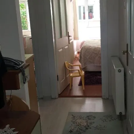 100M2 Apartment, Central Location, Free Parking-2