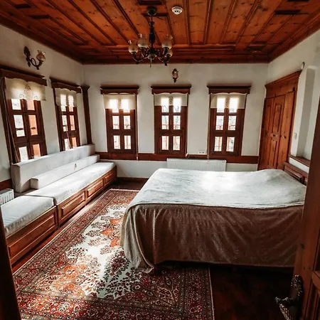 Camlica Konak Carsi-3