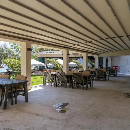 Alesta Yacht Hotel-3
