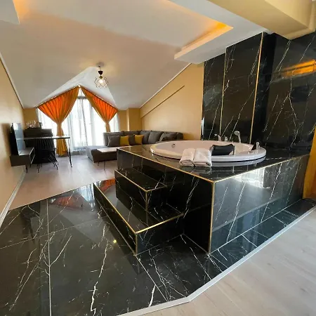Otto Loft Premium Apartments-3