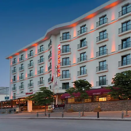 Ramada By Wyndham Istanbul Florya-3