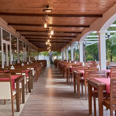 Maya Golf Hotel (Adults Only)-3