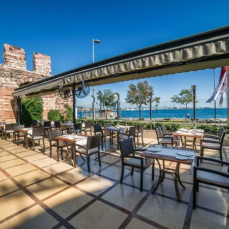 Radisson Hotel Istanbul Sultanahmet-3