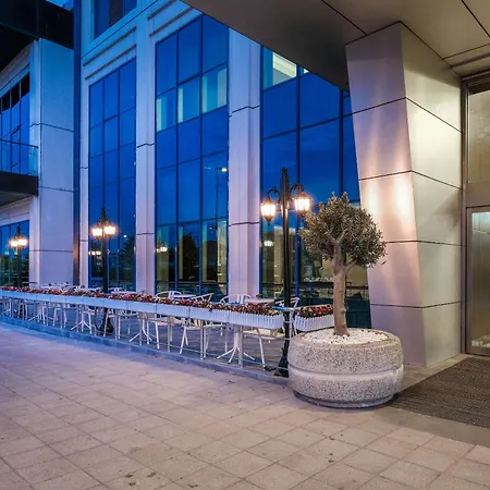 Clarion Hotel Istanbul Mahmutbey-3