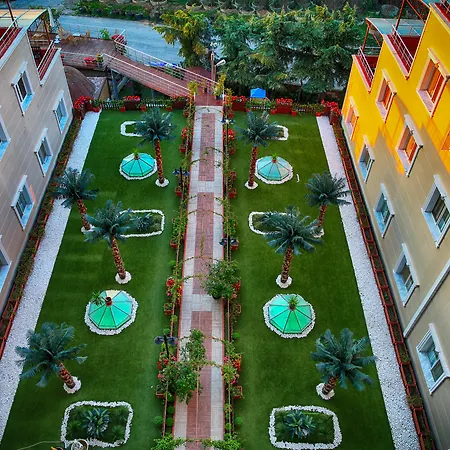 Elegance Resort Hotel & Spa Wellness-Aqua-2