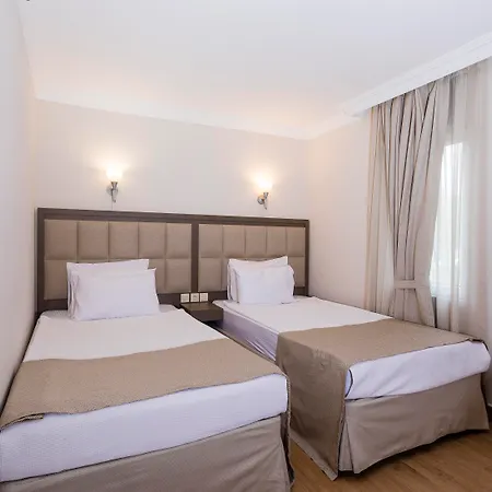 Moonshine Hotel & Suites-3