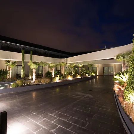 Doubletree By Hilton Izmir Airport-2