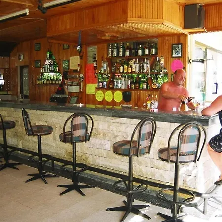 Oezay Apart Otel-2