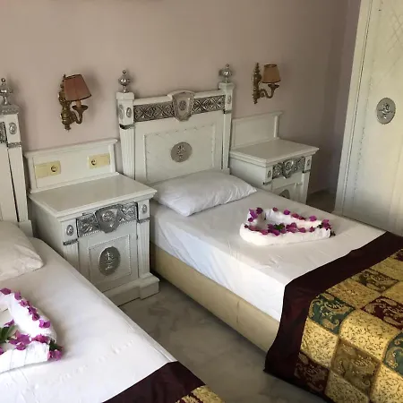 Larina Hotel-2