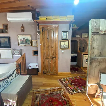 Stone House With Garden In Cunda/Ayvalik-3