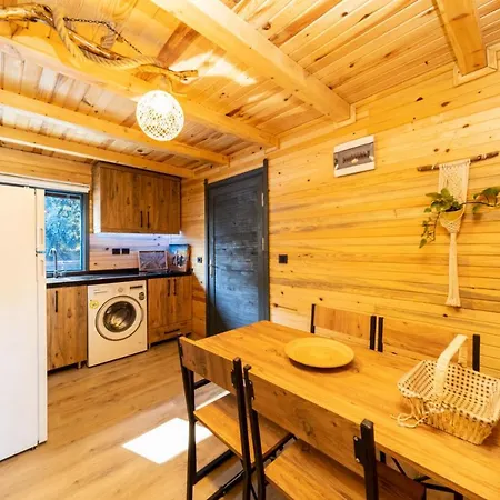 Cozy Bungalow Surrounded By Nature In Konyaalti-2
