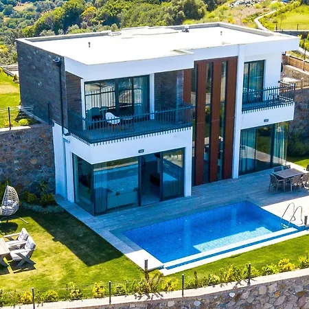 3 Bedroom Villa With Great View Close To Yalikavak Marina-2