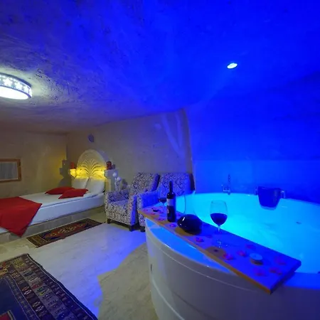 Fosil Cave Hotel-2