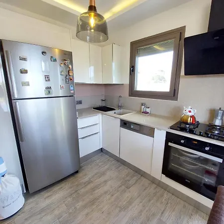 Flat Close To The Sea With Balcony In Golturkbuku-3