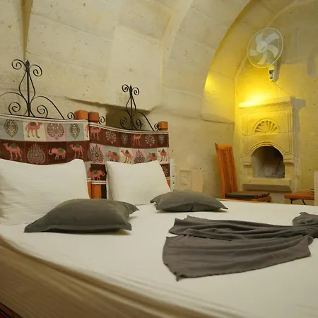 Fosil Cave Hotel-3