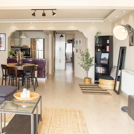 Exceptional Flat With Gorgeous Sea View In Izmir-3