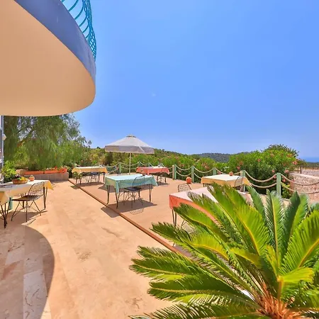 Lacitrus Hotel And Villa-3