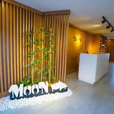 Moon Suites-3