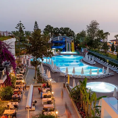 Holiday Park Resort-3
