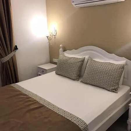 Demir Alacati Otel-2