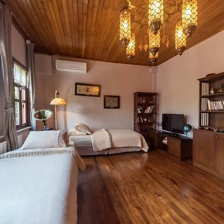 3Br/2 Bath Ottoman House W Free Airport Transfer**-3