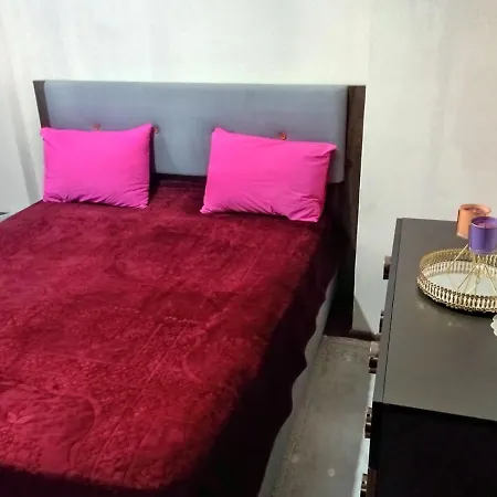 Mourat Lodge Guest House Apartment Pension Homestay Rooms-3