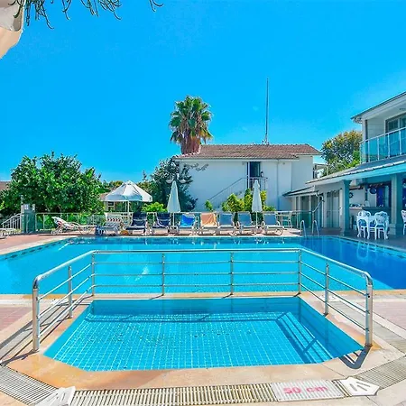 Clover Magic Altinkum Park Hotel-2