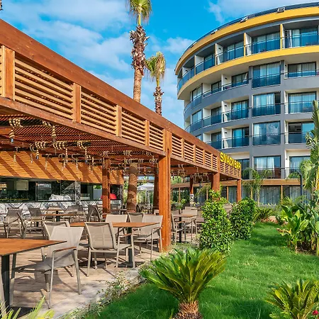Arnor De Luxe Hotel & Spa-3