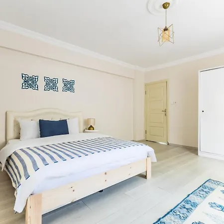Private Furnished Detached House In Uskudar-3