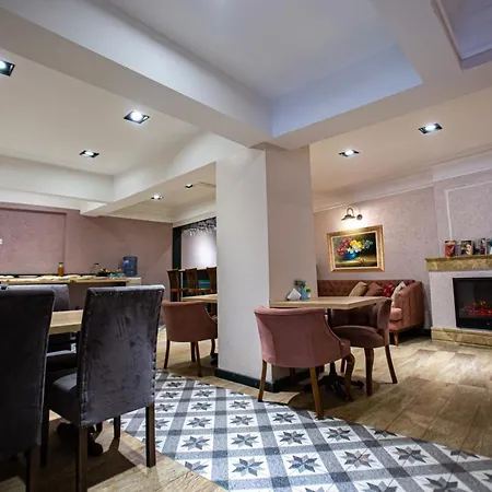 Comfort Hotel Taksim-3