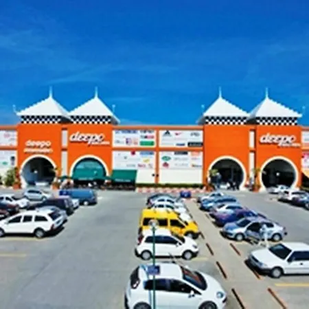 Antalya Legoland Complex Pool, Security-2
