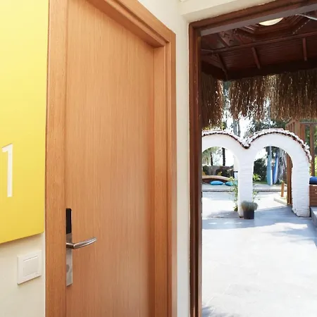 No 22 Riders' Inn-3
