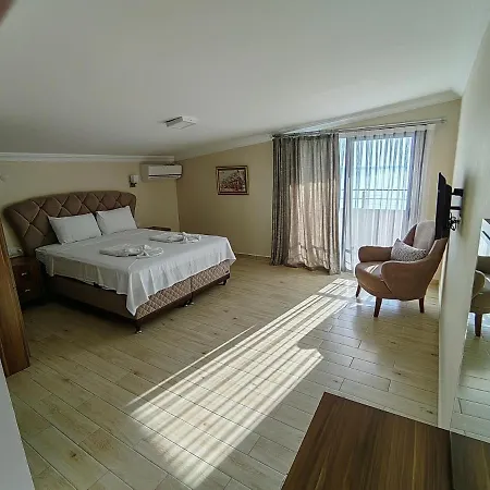 Mermer Beach Hotel-3
