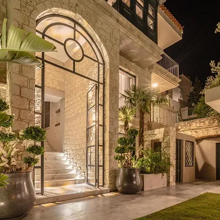 Derin Konak Hotel - Adults Only +12-3